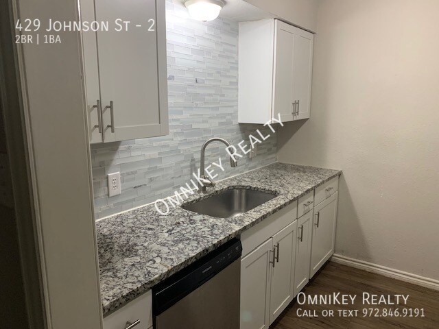 Foto del edificio - 429 Johnson St