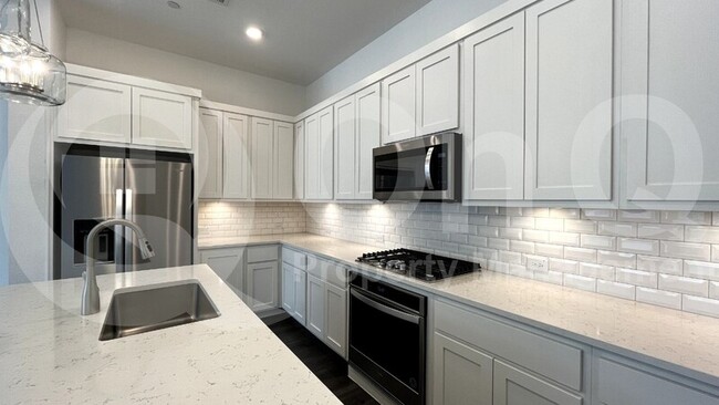 Building Photo - 1066 Keene Rdg Dr