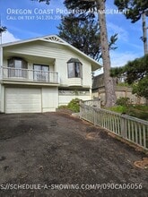 Building Photo - 4503 SW Beach Ave