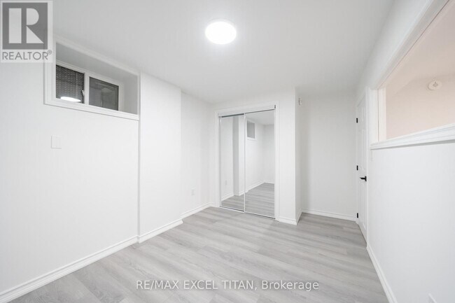 Building Photo - 2255 Weston Rd