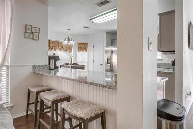 Foto del edificio - 1008 Vaden Ave