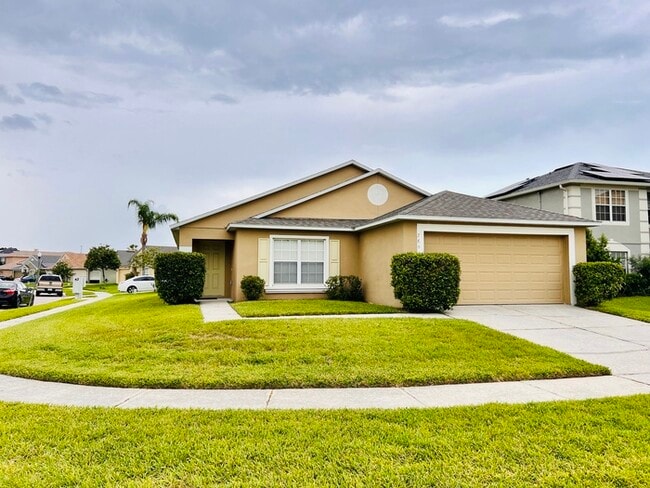 Building Photo - Waterford Chase-Osprey Ridge Community 3 B...