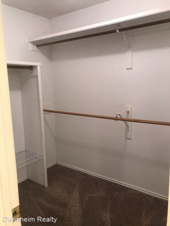 Foto del edificio - 3 br, 2 bath House - 6108 8th st.