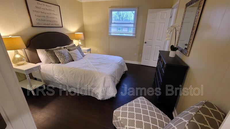 Foto principal - 3145 Parkdale Rd