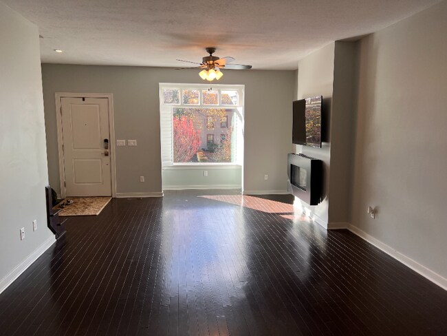 Building Photo - 25 Atterbury Blvd