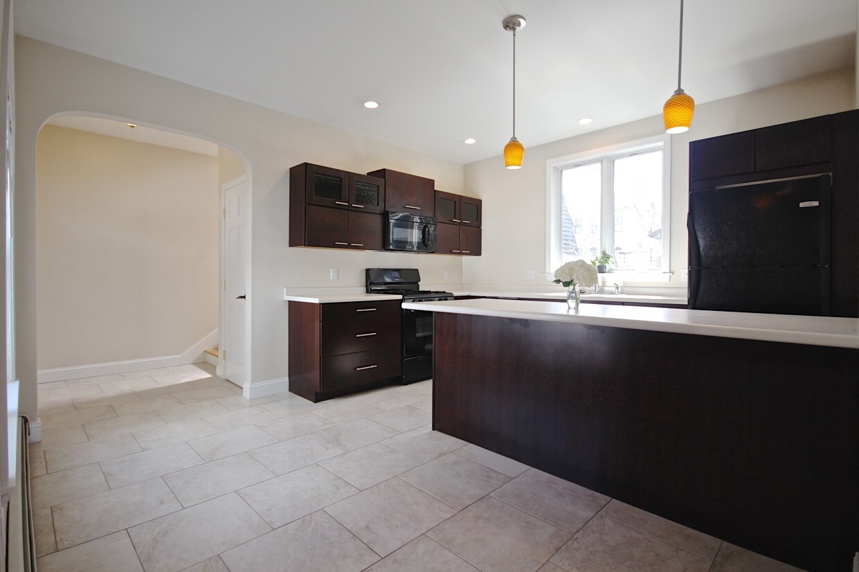 Foto principal - 28 Munjoy St