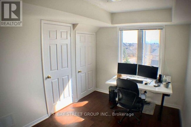 Building Photo - 150 Louisbourg Way