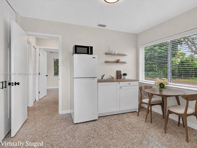 Foto del edificio - 2207 SW 22nd St