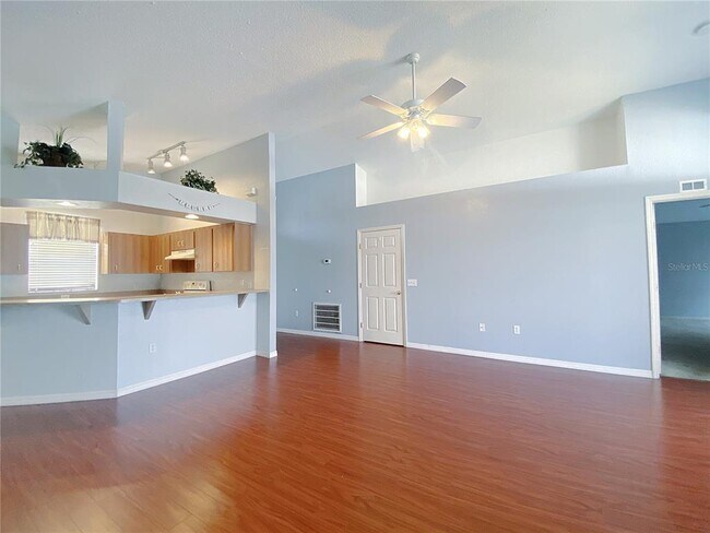 Foto del edificio - 445 Savanna Pointe St