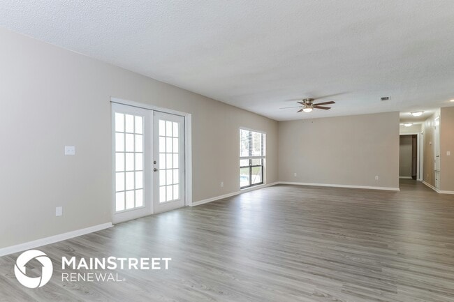 Building Photo - 528 Wynnwood Dr