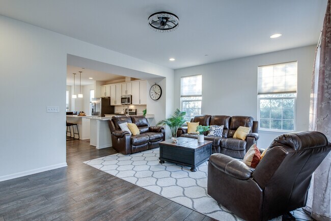 Foto del edificio - 4477 Monroe Ct
