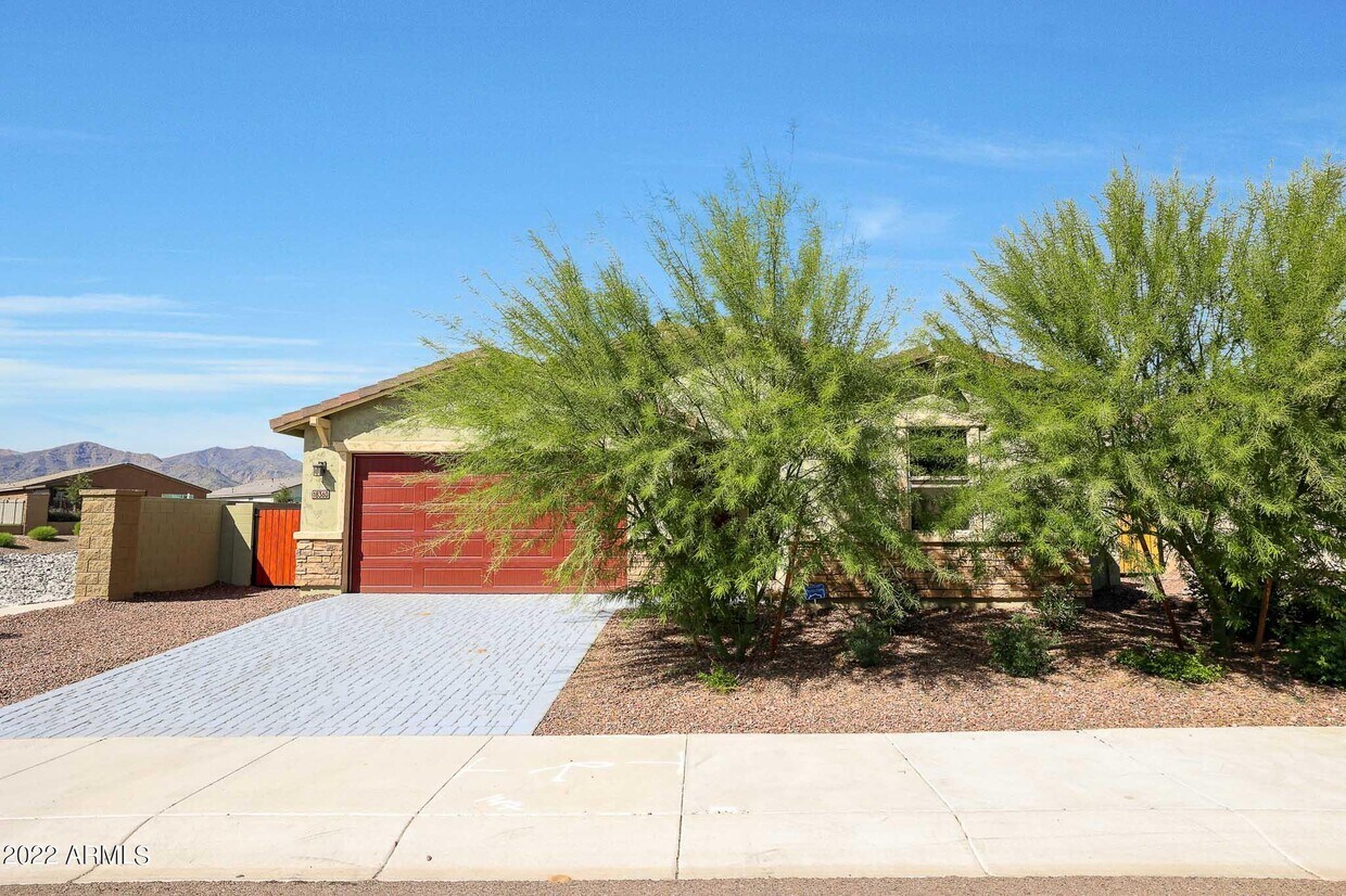 18360 W Alice Ave, Waddell, AZ 85355 House for Rent in Waddell, AZ