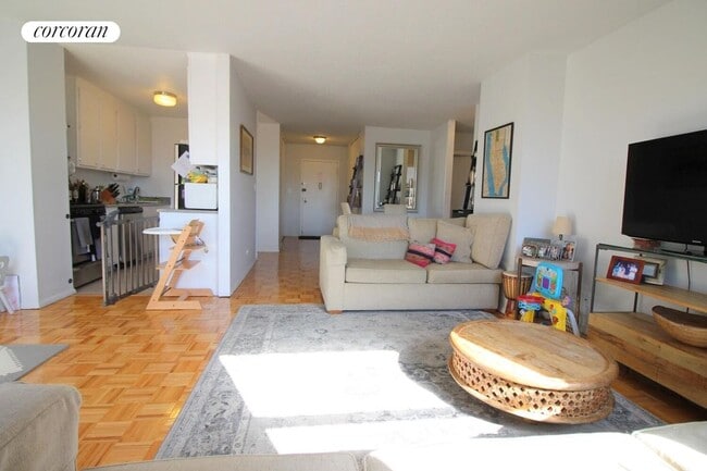 Building Photo - 401 Second Avenue 7D