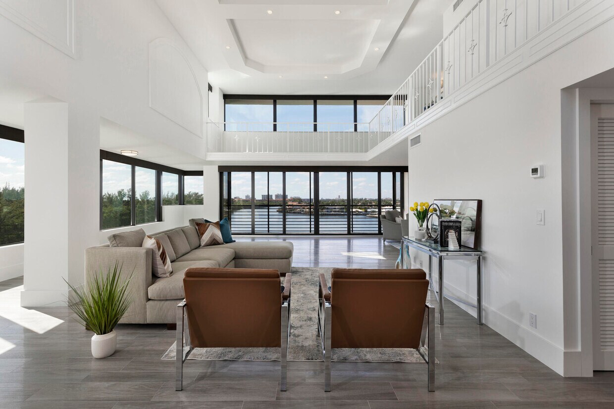 Foto principal - 900 NE Spanish River Blvd