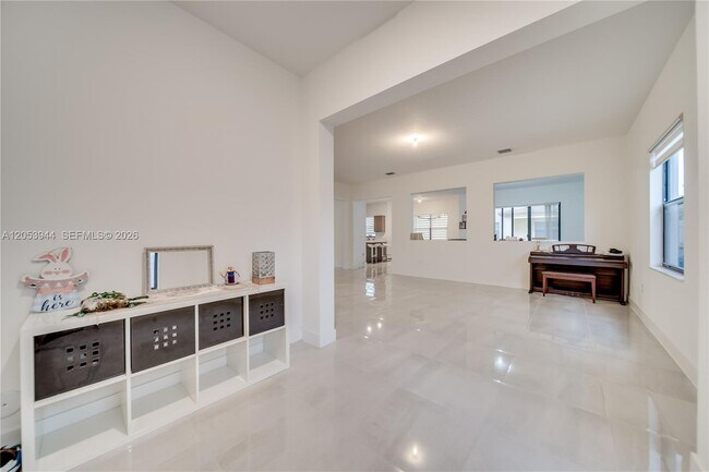 Building Photo - 4416 SW 174th Ave