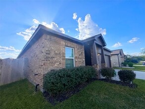 Building Photo - 14211 Alberta Spruce Ln
