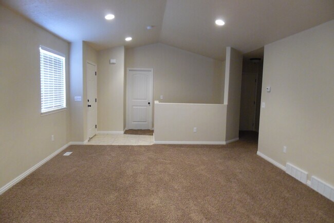 Building Photo - 3561 S Osprey Trail