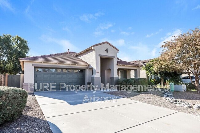 Foto del edificio - 1443 E Nancy Ave