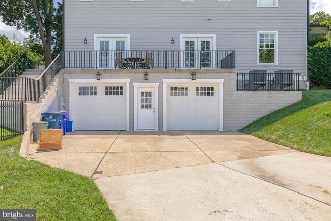 Building Photo - 4917 Bayard Blvd