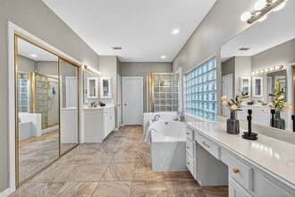 Building Photo - 13011 Mossy Ridge Cove