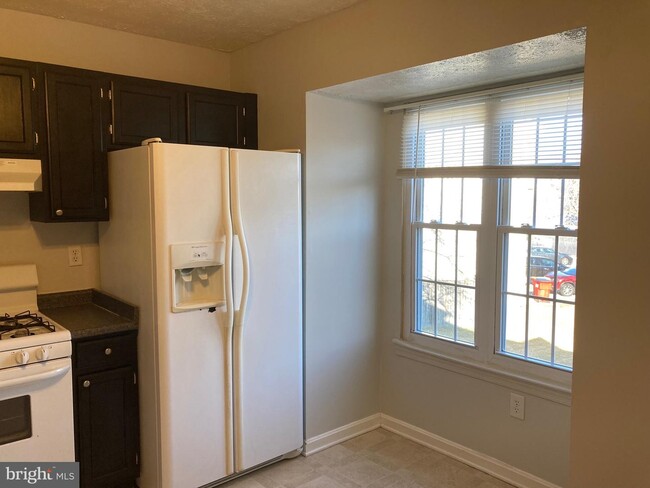 Building Photo - 11232 Cristins Cir