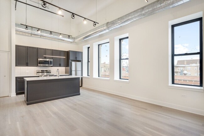 Foto del edificio - 3801 W 26th St