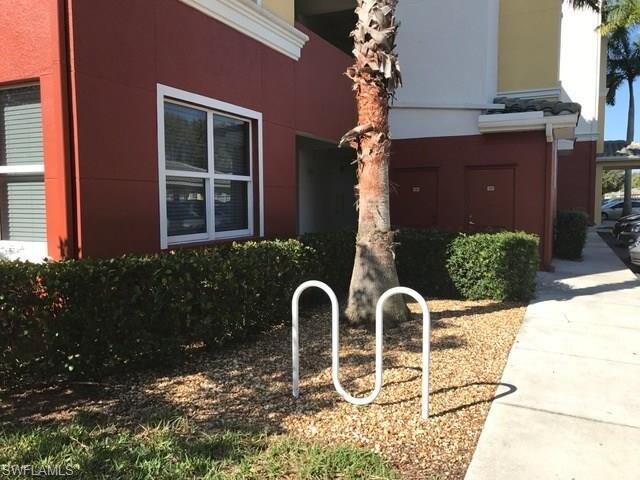 Foto del edificio - 11001 Gulf Reflections Drive