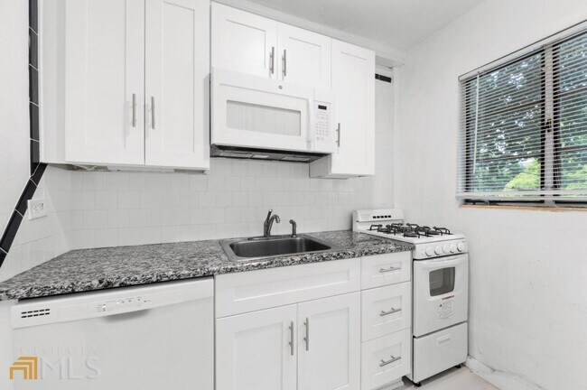 Foto del edificio - 43 25th St NW