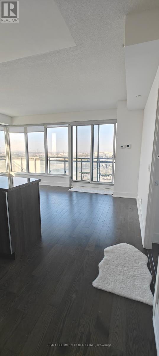 Photo du bâtiment - 8081-8081 Birchmount Rd
