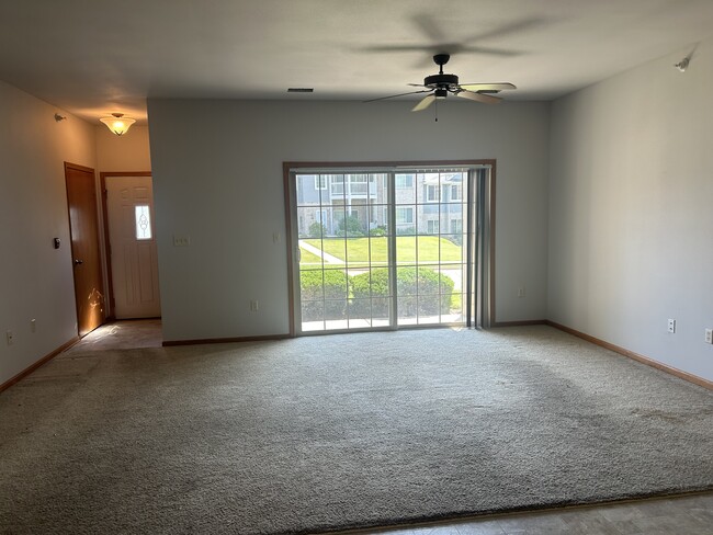 Building Photo - 3334 55th Ct