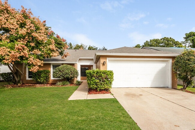 Building Photo - 634 Arbukle Ct