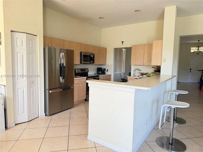 Building Photo - 1006 Sunflower Cir