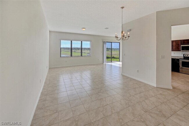 Building Photo - 8720 Madrid Cir