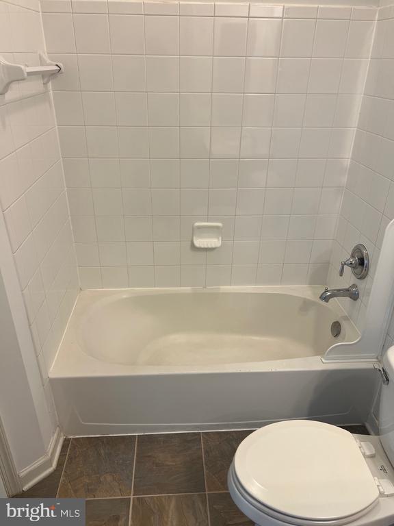 Foto principal - 5301 Wyndholme Cir