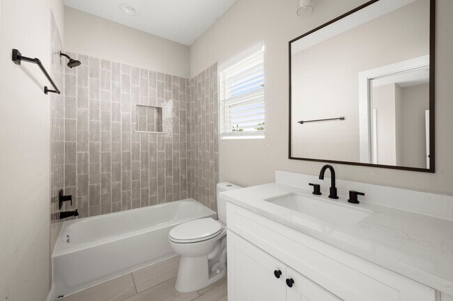 Foto del edificio - 8404 Curry Rd