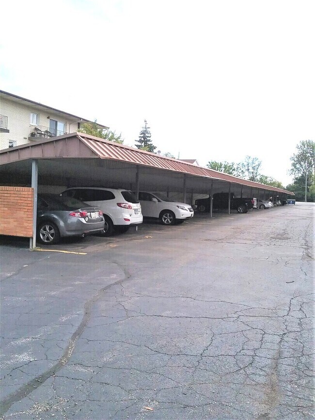 Foto del edificio - 7540 W 111th St