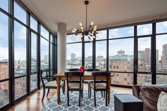 Foto del edificio - 84 Willow Ave