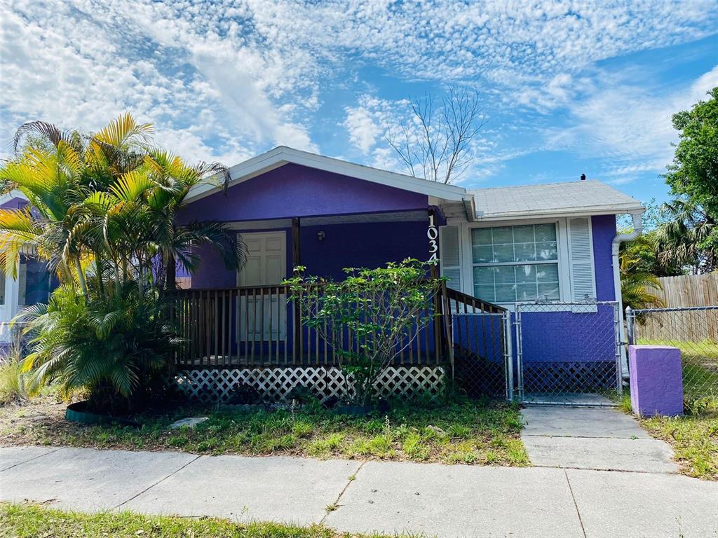 Primary Photo - 1034 Bentley St