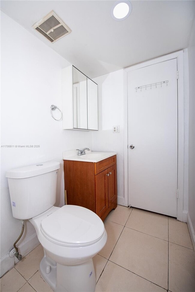Foto del edificio - 1720 NW North River Dr