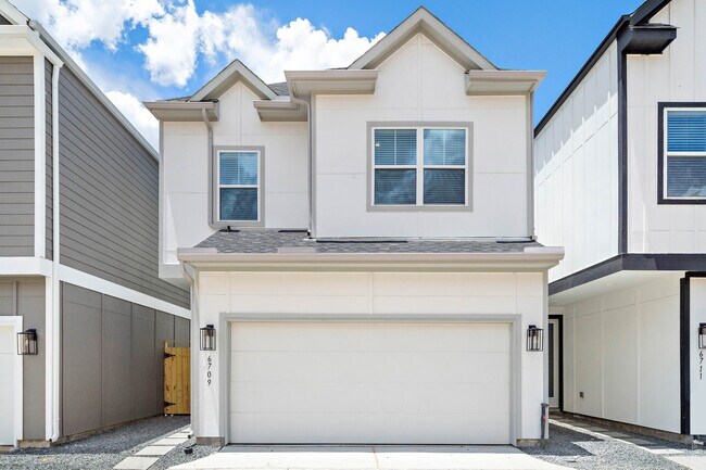Foto del edificio - 8474 Berry Green Ln