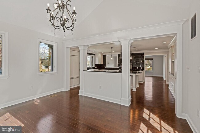 Foto del edificio - 9006 Clifford Ave