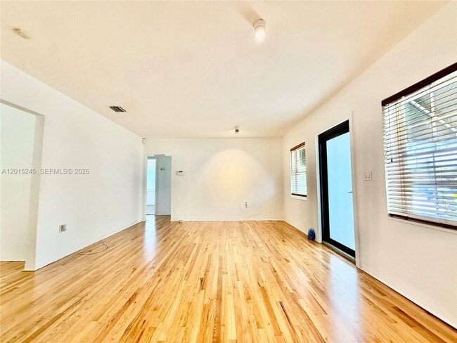 Foto del edificio - 2321 SW 31st Ave