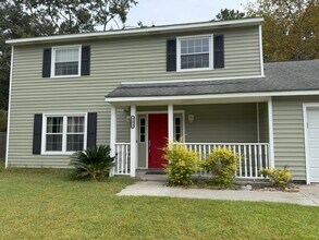 Building Photo - 123 Trestlewood Dr