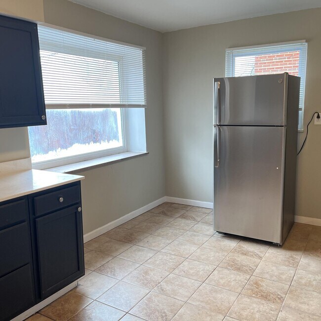 Building Photo - 16315 Judson Dr