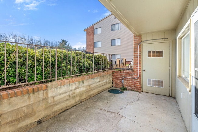 Foto del edificio - Countryside Estates