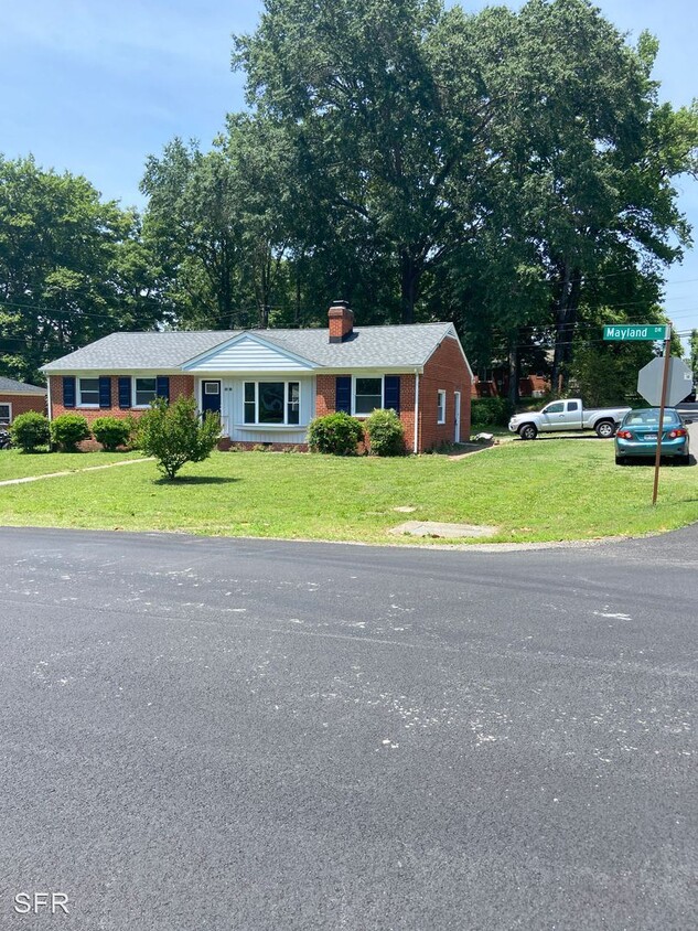 Primary Photo - 4 br, 1.5 bath House - 7800 Mayland Drive