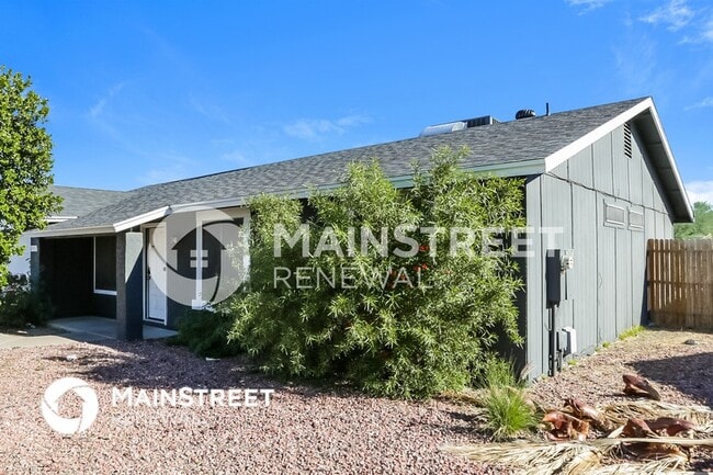 Building Photo - 503 W El Prado Rd