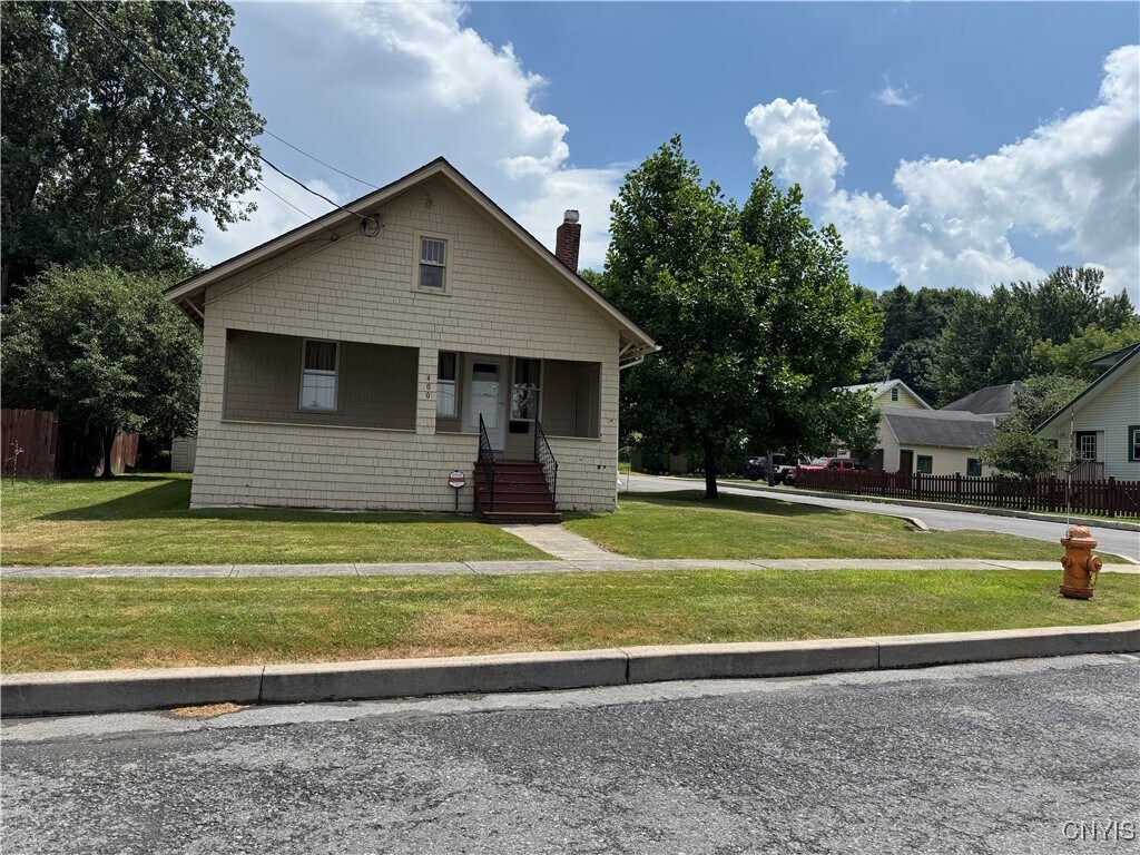 Foto principal - 400 Pawling St