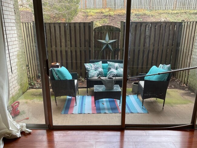 Close up of patio - 2519 Baltimore Rd