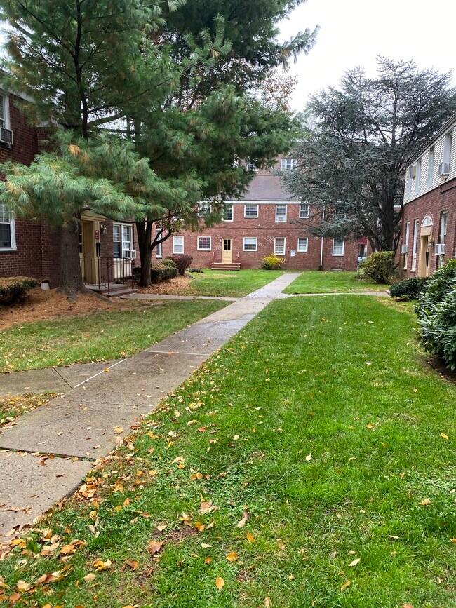 800 N Broad St Unit 13, Elizabeth, NJ 07208 800 N Broad St Elizabeth